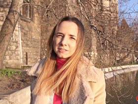 GERMAN SCOUT - Zarte Studentin Mona bei Straßen Casting AO gefickt