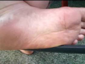 Ventilate feet - barefoot