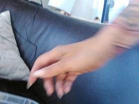 Shit into the full Kack tin