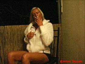 Vorschaubild vom Privatporno mit dem Titel "Smoky Bitch - Zum Orgasmus gefingert (OUTDOOR)" von Ramona_Deluxe