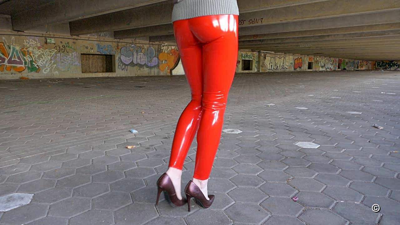 legnet - Rote Cameltoe-Leggings