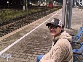 RECOGNIZED BY FAN ON THE PLATFORM!!! Do you want to be my next fan meet-up?