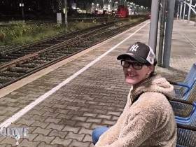 RECOGNIZED BY FAN ON THE PLATFORM!!! Do you want to be my next fan meet-up?