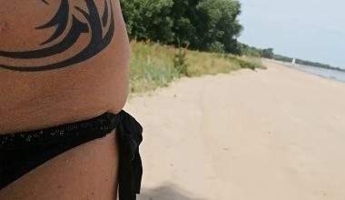In den Strand gepisst, Puplik