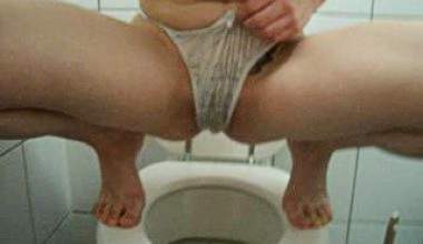 In und durch den String gepisst