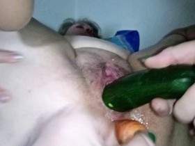 Zucchini in my pussy - whether it also fits in the butt