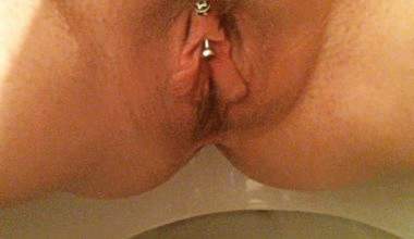 Ins Klo gepinkelt und abgezogen