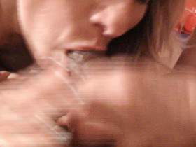 Vorschaubild vom Privatporno mit dem Titel "Wenn die Männer uns die Schwänze geben 2" von heisse-luda