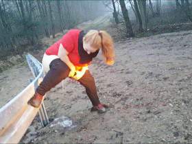 Vorschaubild vom Privatporno mit dem Titel "Pipi Päuschen Outddor" von sexyvenushuegel