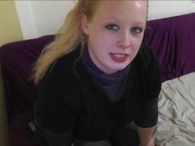 Vorschaubild vom Privatporno mit dem Titel "Riskantes-nächtliches-WIXXEN" von sexyvenushuegel