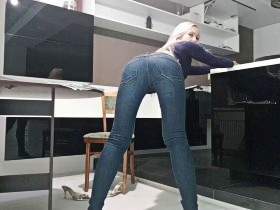 Seductive Jeans Stretching