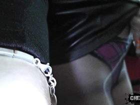 Vorschaubild vom Privatporno mit dem Titel "Hairy Pussy For Leather Face!" von CherieNoir