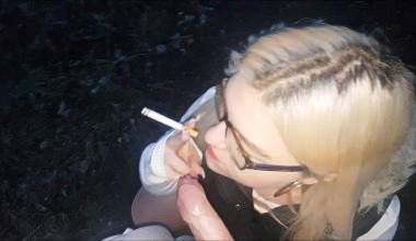 Oral fixiert! Smoking Blowjob! 