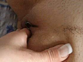 Vorschaubild vom Privatporno mit dem Titel "Das gepiercte Fötzchen meiner Freundin" von SweetLongLips