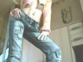 pissing in the tight jeans