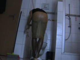 Vorschaubild vom Privatporno mit dem Titel "Latexputz" von nylon_schlampe