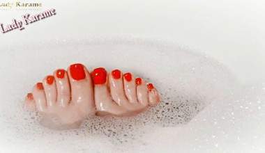 Sexy Füsse in der Wanne