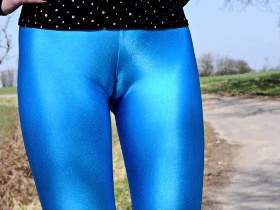 Blue leggings - part 2