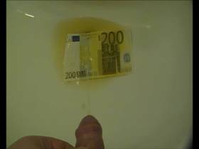 200 euros