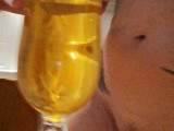 Ins Bierglas gestrullt für Heinz