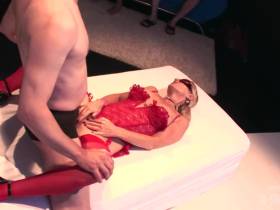 Vorschaubild vom Privatporno mit dem Titel "Laute musik und harte spermaschwänze" von 6-sandra