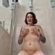 Ich pisse in der Dusche