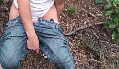 Durchfall im Wald bekommen