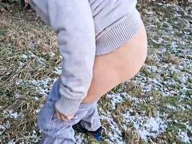 I pee outside even at -5 degrees Celsius.