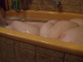 Chicken in the bath