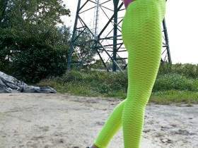 Bright green leggings, part 1