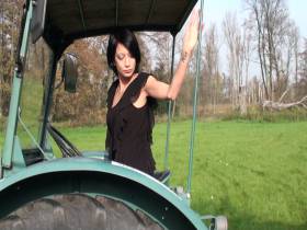 Tractor striptease!