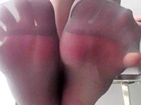 Nylons Feet Admirer
