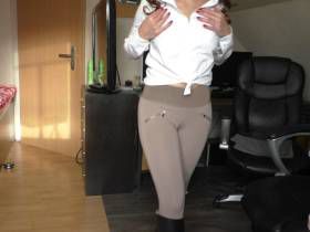 Vorschaubild vom Privatporno mit dem Titel "Dildo scharf" von nylon_schlampe