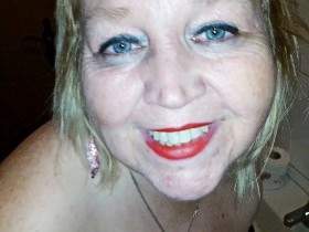 Ins Badewasser gepinkelt