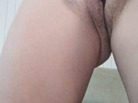Fuck my hairy cunt
