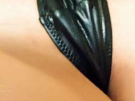  Gehorcht und verehrt meine Muschi