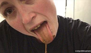 Awesome Bathroom Creamy Poop Tasting