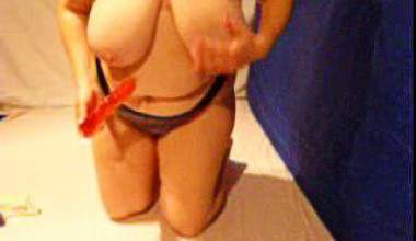 Domina mit Dildo