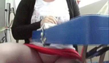 Zeitung lesen & Pissen