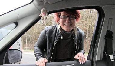 Auf dem Parkplatz gefickt