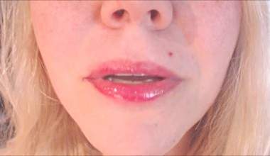  Spanner- Ein Wixs Blick unter dem Tisch!