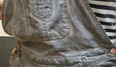 Latzhose runter, pissen in der Eisdiele