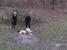 Vorschaubild vom Privatporno mit dem Titel "Sklavenschwein im Schlamm" von Herrin-Jessy-Hamburg