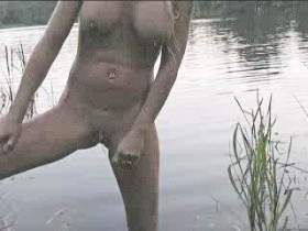 Vorschaubild vom Privatporno mit dem Titel "OB Wechsel am See" von HotTamara