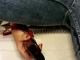 in die neue Jeans gepisst