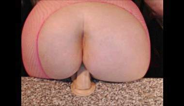 Milf Dildo Reiten  mein Geiler Arsch .. wackelt..