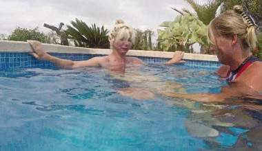 Unterwasser Milf-Fotzen!