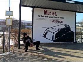 Vorschaubild vom Privatporno mit dem Titel "MegaKrass !!! PublicPiss bei -16°! Die gucken nicht schlecht !" von MOONLIGHT15