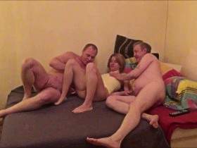 Stxxxxxxter wird durchgefickt