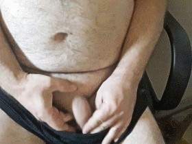 come suck my cock stiff (dominant)t